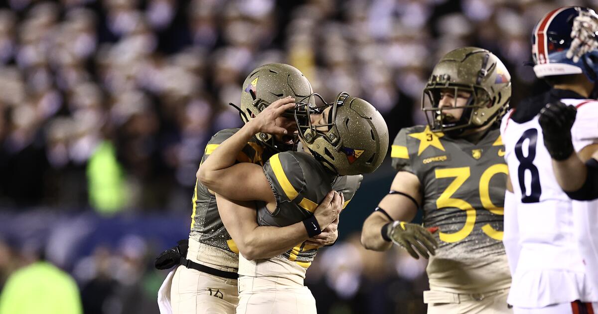 Navy Wins Armed Forces Bowl 21-20 Over Oklahoma